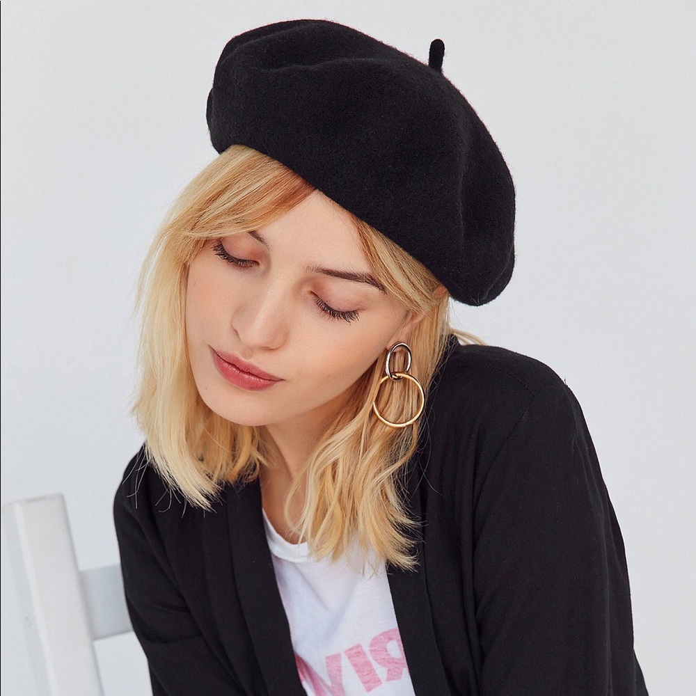 Urban Outfitters 100% Wool Beret NWT